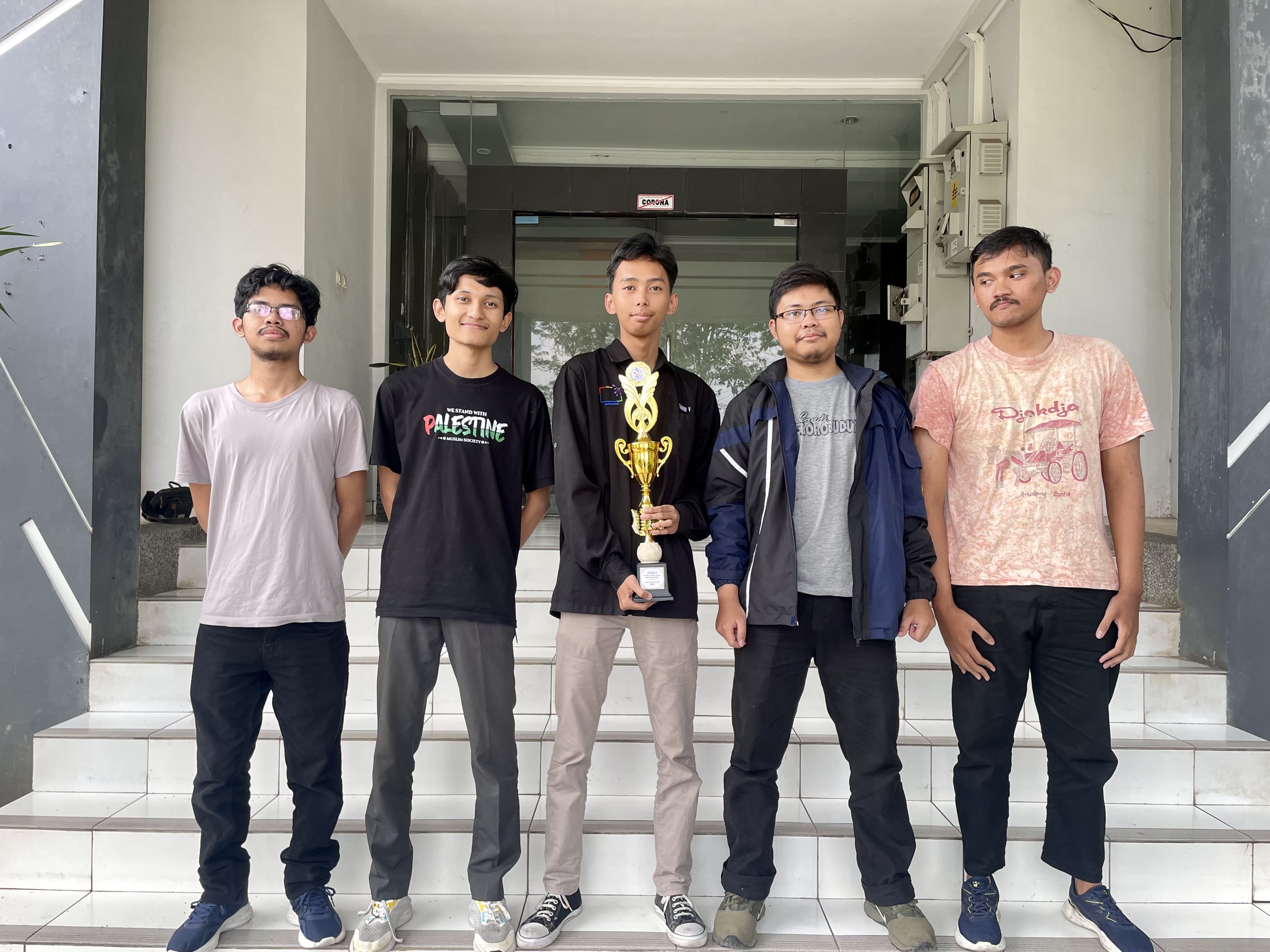 Juara 2 LKS Lomba Web Technologies 2024 Tingkat Kota Bandung